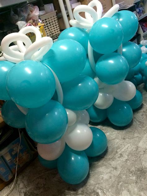 Tiffany & Co. inspired balloon column. | Tiffany party, Balloon arch ...