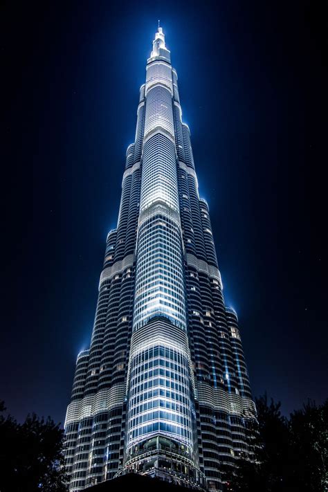 Burj Khalifa (von ) | Dubai architecture, Burj khalifa, Futuristic architecture