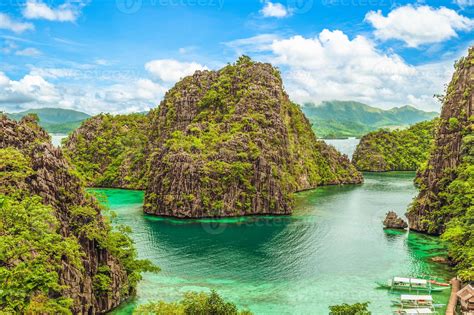 Kayangan lake, Coron Palawan, Philippines 2557265 Stock Photo at Vecteezy