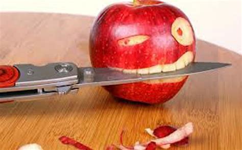 Funny Apple | Food humor, Food art, Apple art