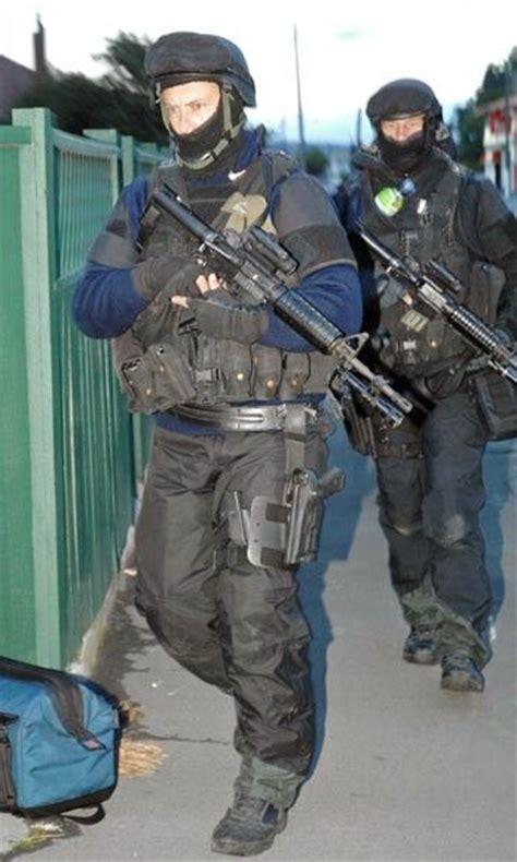 New Zealand Police AOS, Armed Offenders Squad | Police force, Police ...