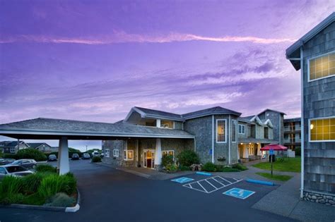 Tolovana Inn > Truly Oceanfront in Cannon Beach