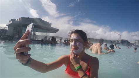 What it's like to spend a day at the Blue Lagoon in Iceland