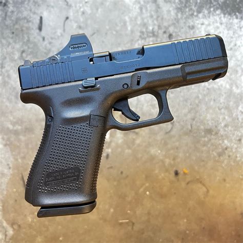 GLOCK 19 gen 5 MOS with HOLOSUN SCS Green Free Shipping | Boresight Solutions