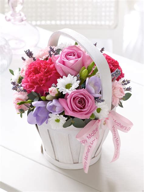 Mother's Day Flower Arrangement Images – Beautiful Flower Arrangements and Flower Gardens