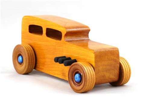 WoodToy Car, Hot Rod Classic 1932 Sedan, Finished with Amber Shellac ...