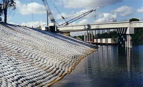 Concrete Form Filled Fabric Erosion Control Shoreline Protection | Southern Dredging