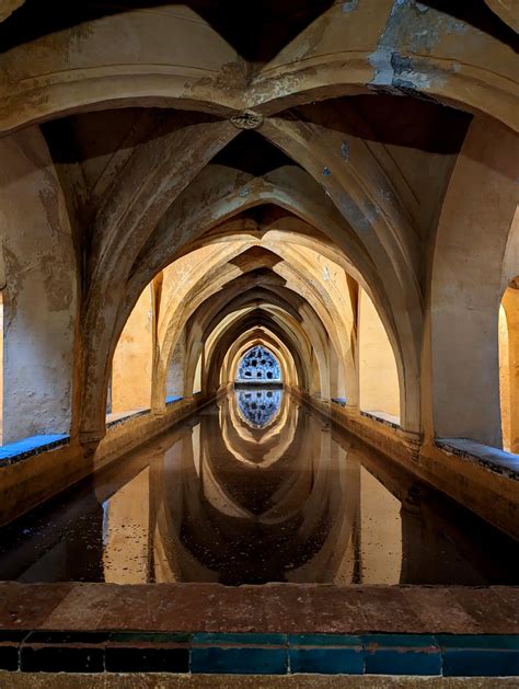 Real Alcazar, Sevilla : r/ArchitecturePorn