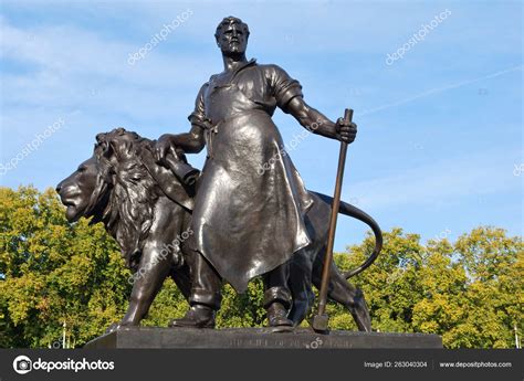 Bronze Statue Man Lion – Stock Editorial Photo © YAYImages #263040304