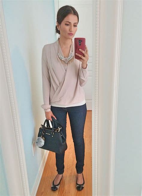 Ella Pretty Blog: In Pursuit of a Hot Pink Bag