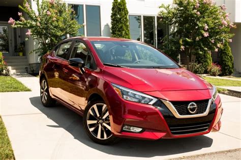 2022 Nissan Versa Review | Automoblog