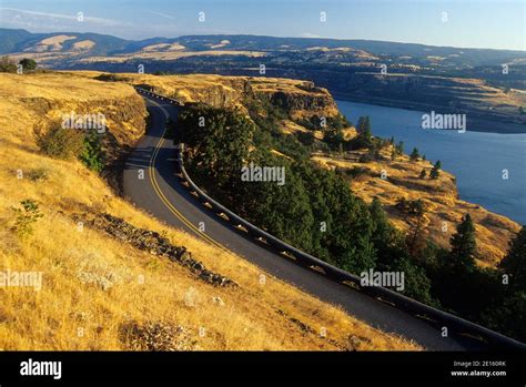 Columbia river highway scenic byway hi-res stock photography and images ...