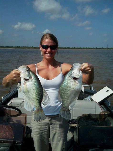 Awesome fishing hacks 403. #fishingwomen | Fish, Crappie fishing, Fishing girls