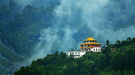 Gangtok : History, Sightseeing, How To Reach & Best Time To Visit in 2024