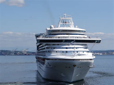 10 Tips for Planning a Cruise to Alaska from Seattle - PhilaTravelGirl