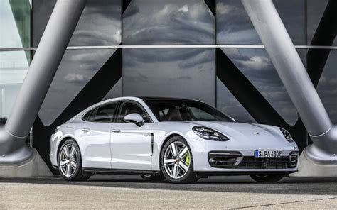 2023 Porsche Panamera 4S E-Hybrid Price & Specifications - The Car Guide