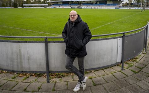 Geert Huitema werd in de zomer van 1989 door Heerenveen weggekocht bij Cambuur. Maar de ziekte ...