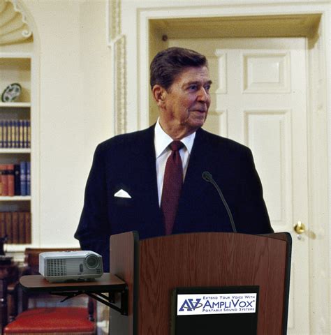 Great Moments in Historic Speeches - Ronald Reagan - AmpliVox Sound ...