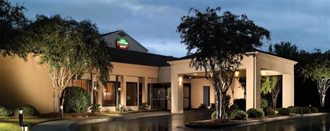 Hotels in Macon, GA | Courtyard Macon