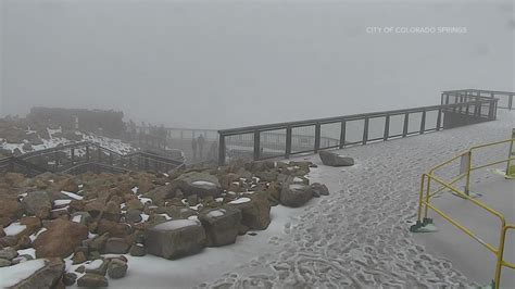 Pikes Peak in Colorado gets first snow of the season in August | 9news.com