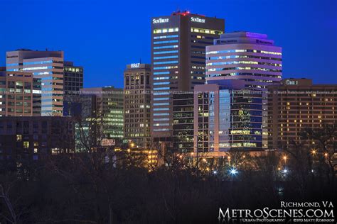 Suntrust Plaza at night in Richmond - MetroScenes.com - Richmond ...