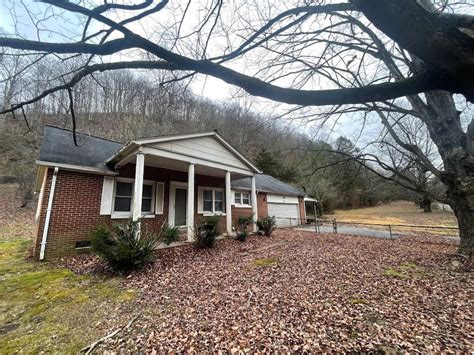 36257 Kentucky 194, Phelps, KY 41553 | MLS# 121522