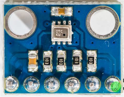 Note: Bosch Sensortec BMP280 vs BME280 Sensor Confusion | Gough's Tech Zone