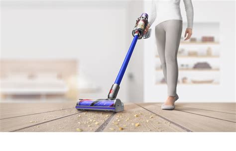 Dyson vacuum cleaners for business | Dyson Canada