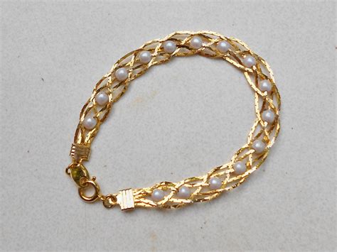 Vintage Avon Bracelet Gold Tone Chain Braided Faux Pearl 1980s