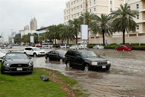 Rain storm floods Dubai | Photos | GMA News Online