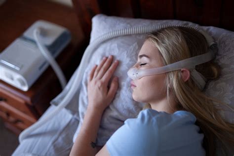 How to Choose a CPAP Mask Based On Your Sleep Position | Sleep Foundation