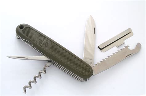 File:Victorinox German Army Knife 1985.JPG