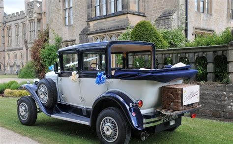 Vintage Car Hire| Badsworth Wedding Car in Mansfield, Nottinghamshire