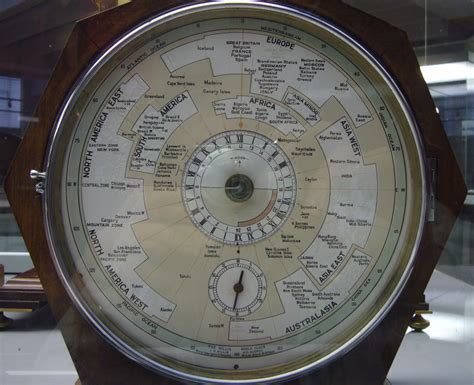 File:Willis-world-clock.jpg - Wikimedia Commons