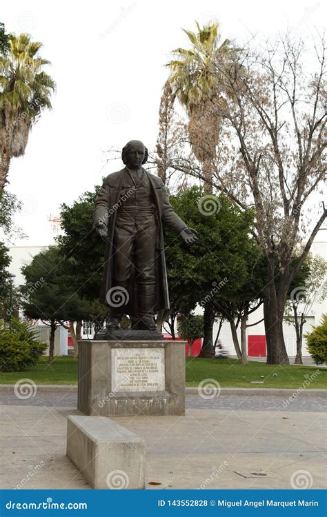 Statue of Miguel Hidalgo at Hidalgo Park, Leon, Guanajuato Editorial Stock Photo - Image of ...