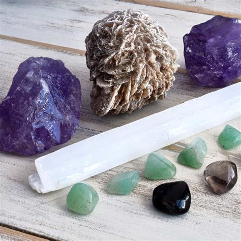 Crystals for Abundance and Prosperity [21 Crystals that Bring Money!]