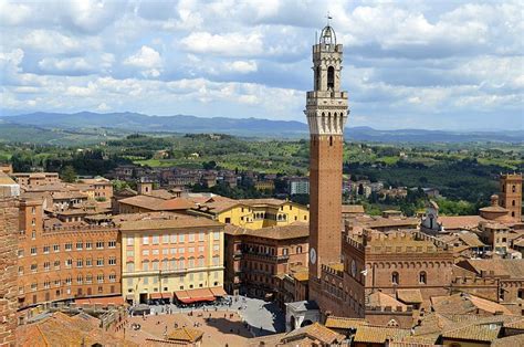 Visit the medieval wonderland of Siena - The Monastery Stays Blog