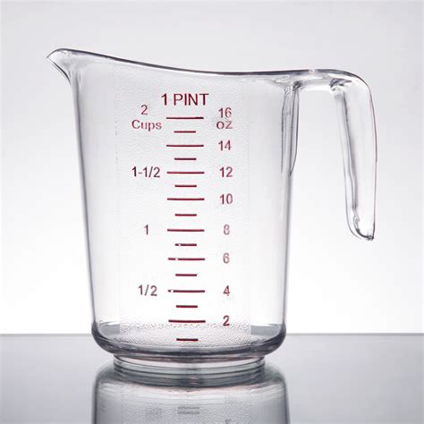 Choice 1 Pint Clear Plastic Measuring Cup with Gradations