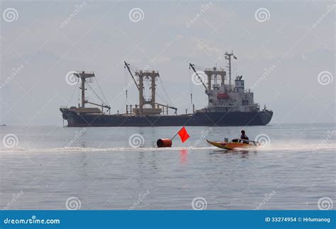 Wooden speed boat race editorial stock image. Image of jukung - 33274954