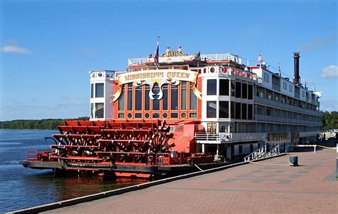 Cruise the Mississippi River on the authentic paddlewheeler, the riverboat, La Crosse Queen ...