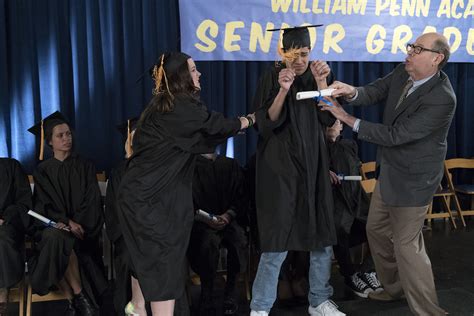 The Goldbergs Exclusive Photos of Erica's Graduation - TV Guide