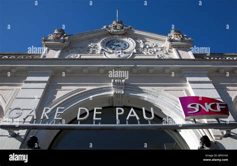 SNCF railway station in Pau, France Stock Photo - Alamy