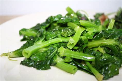 Seriously Asian: Stir-Fried Snow Pea Tips Recipe