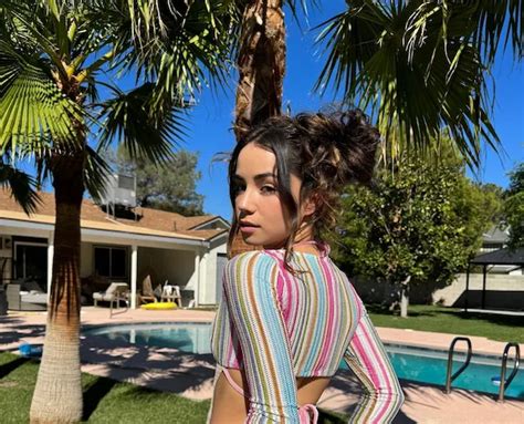 Jameliz - Bio, Age, Net Worth, Boyfriend, OnlyFans