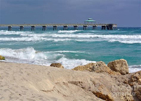 Deerfield Beach Pier Photograph by Denise Thompson - Pixels