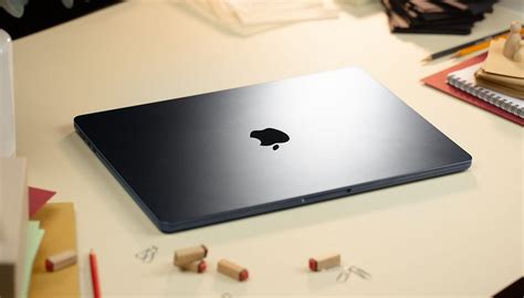 Apple May Launch a Cheap MacBook 'SE' Laptop in 2024