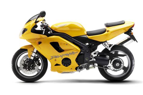 TRIUMPH Daytona 955i (2004-2005) Specs, Performance & Photos - autoevolution