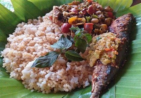 "Nasi Tiwul" Makanan Khas Pacitan yang Digemari Semua Kalangan ...