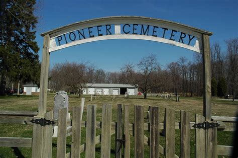 Old Bristol Cemetery in Bristolville, Ohio - Find a Grave-begraafplaats