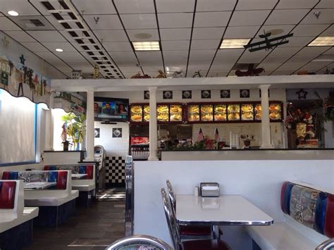 Burger Town USA - 49 Photos & 101 Reviews - Burgers - 7670 Cherry Ave, Fontana, CA - Restaurant ...